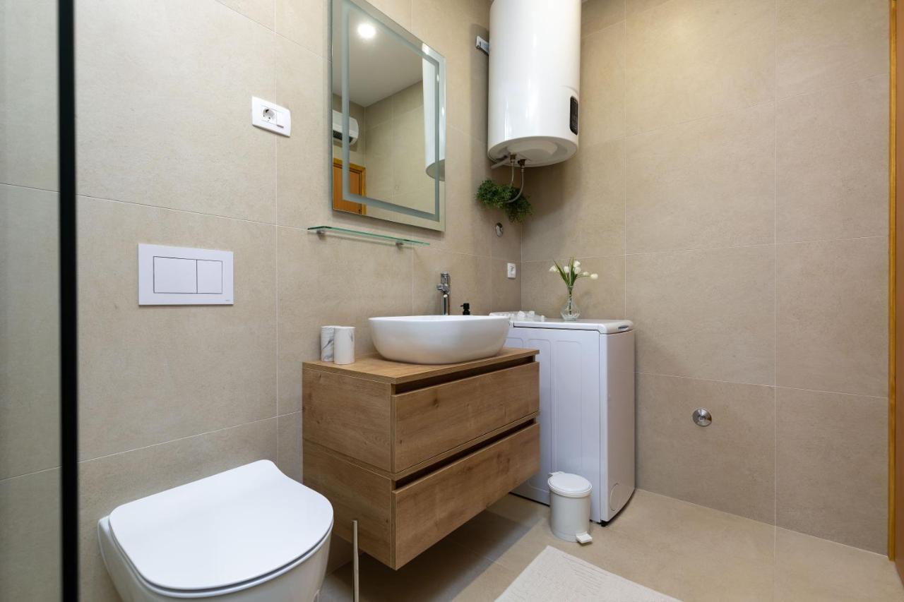 Ferienwohnung Duplex + Garage Rovinj Exterior foto